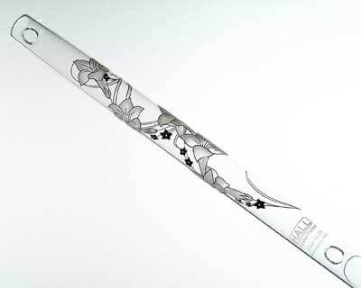 Hall Crystal Flutes 12209 - Inline Glass Flute in D - White Dragon