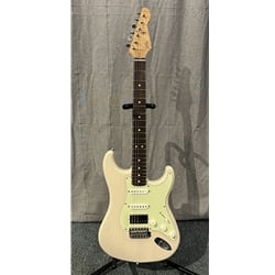 LsL Saticoy HSS, Vintage Cream, Roasted Maple Neck, Rosewood Fingerboard, with LsL Deluxe Gigbag